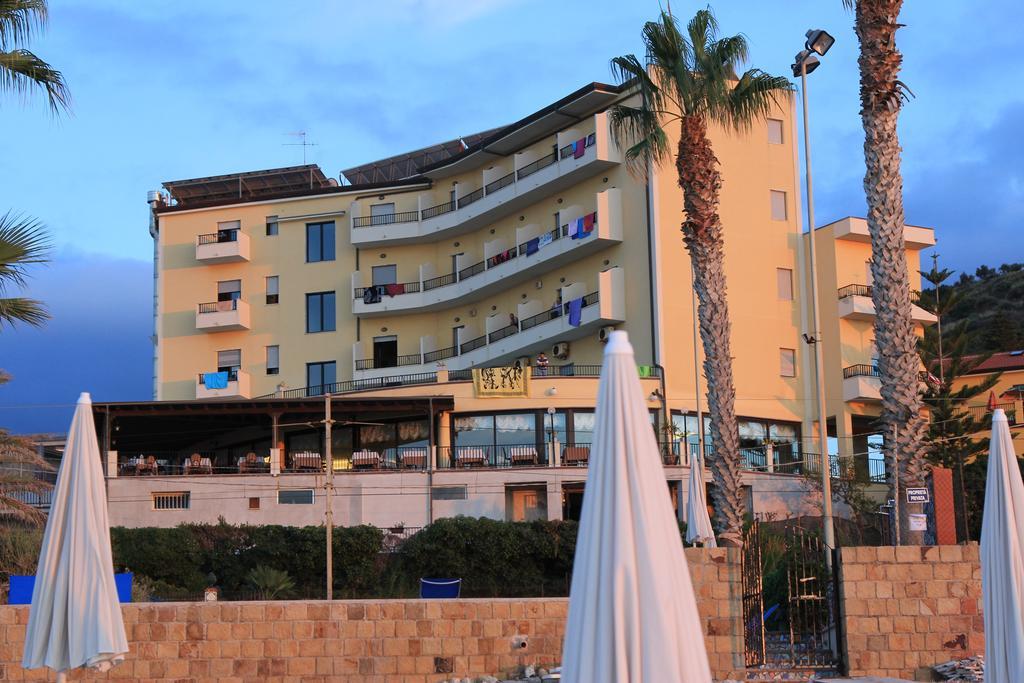 Hotel Za Maria Santo Stefano di Camastra Exterior foto